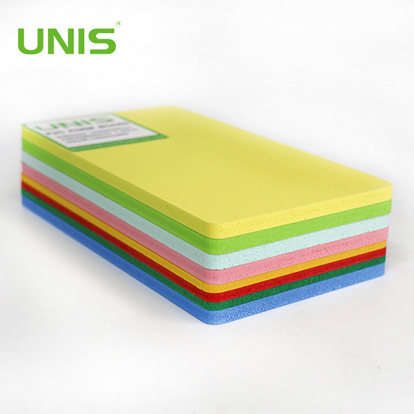 Grueso de Forex 12m m del tablero de la espuma del Pvc Celuka de los gabinetes de cocina de UNIS 3 capas