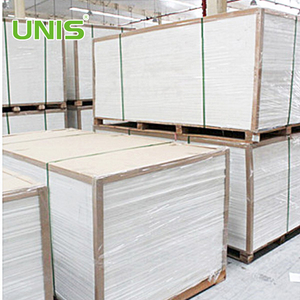 Precio de fábrica Hoja de tablero de espuma de PVC blanco 4x8